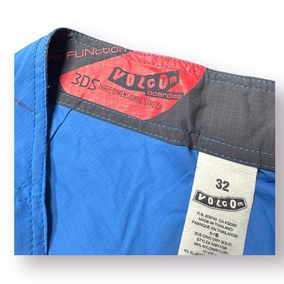 Volcom Blue Board Shorts Size‎ 32" 3 Way Stretch Trunks Retro Y2K Swim - Picture 4 of 5